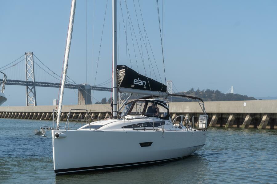 Photo of 35' Elan 2017