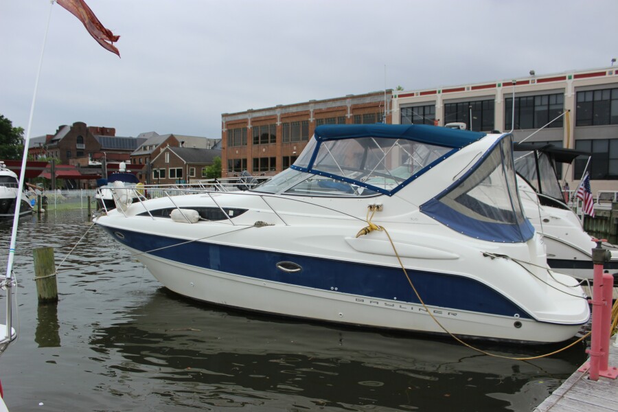 Photo of 2014 Bayliner 31'