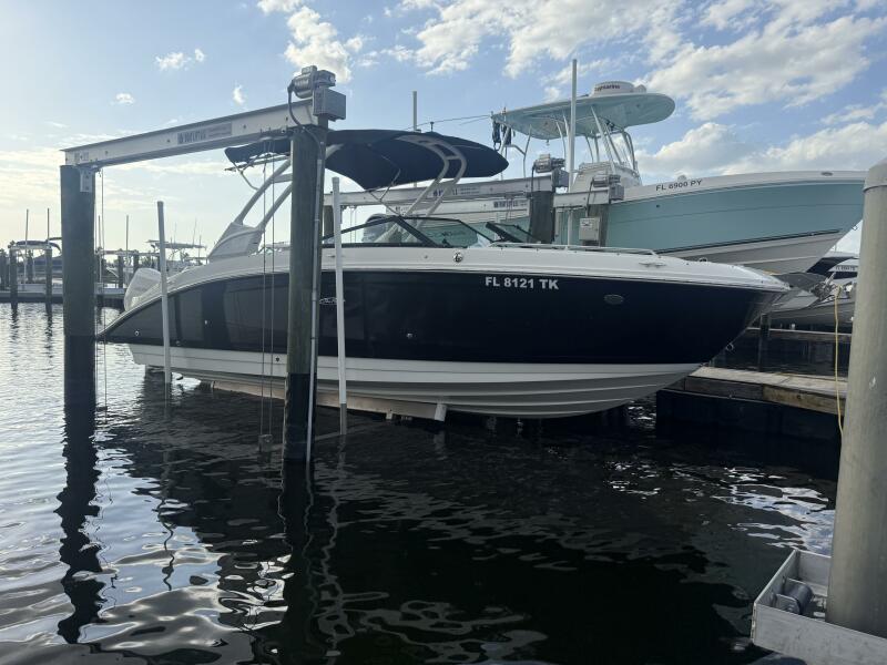Photo of 2023 Sea Ray 27'