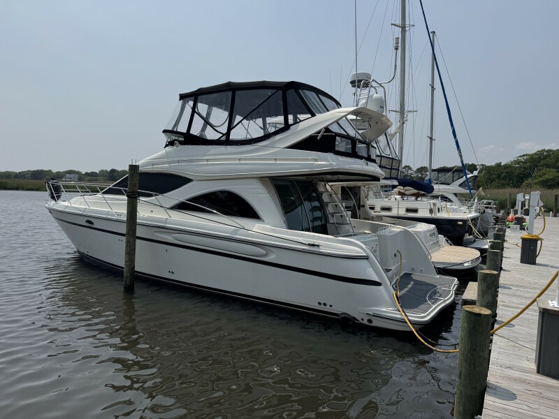 Photo of 2000 Maxum 46'