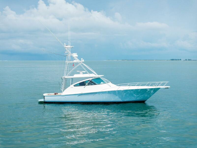 2015 Viking 52' Photo of 2015 Viking 52'