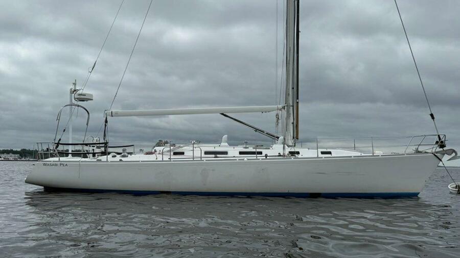 Photo of 2003 J Boats 46'