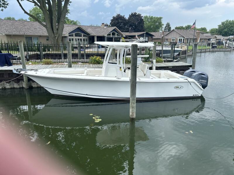 Photo of 2014 Sea Hunt 27'