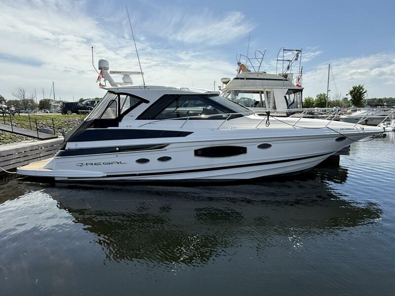 Photo of 2015 Regal 46'
