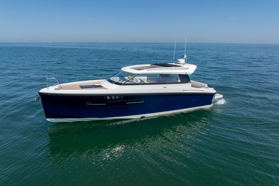 Photo of 33' Delta Powerboats 33 Coupe 2023