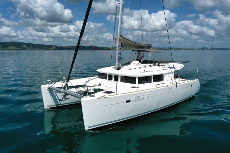 Photo of 2013 Lagoon 45'