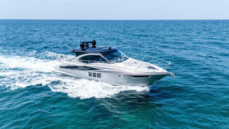 Photo of 2014 Cruisers Yachts 45'