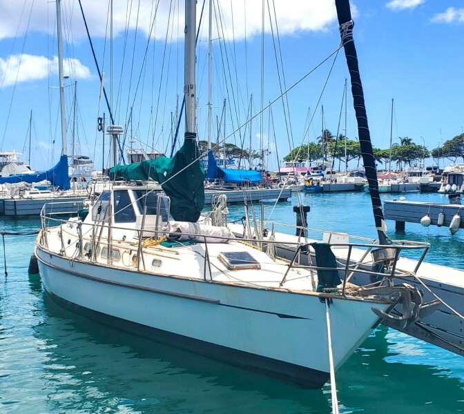 Photo of 1989 Tayana 52'