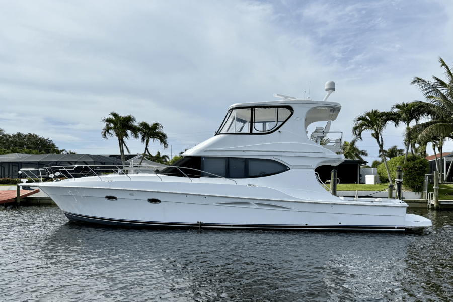 Photo of 50' Silverton 50 CONVERTIBLE 2006
