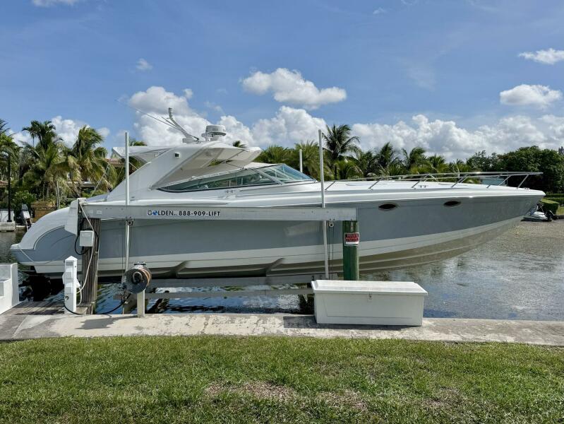 Photo of 1999 Formula 40' | United Yacht Central Listing