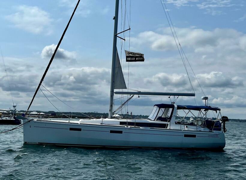 Photo of 2013 Beneteau 45'