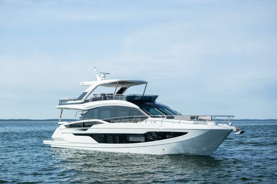 2024 Galeon 68' Photo of 2024 Galeon 68'