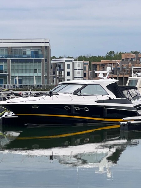 Photo of 2010 Regal 44'