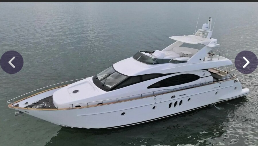 Photo of 74' Azimut 2003