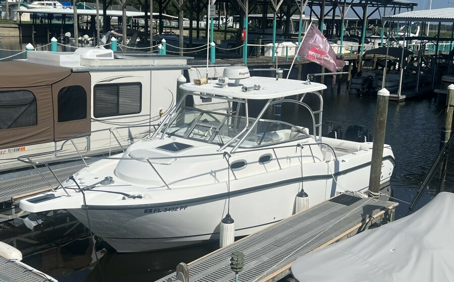 Photo of 2005 Boston Whaler 32'