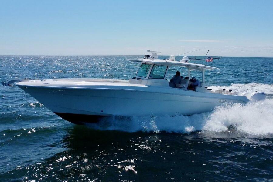 2019 HCB 42' Photo of 2019 HCB 42'