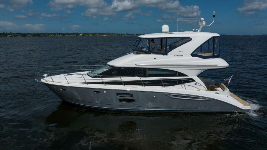 Photo of 2015 Meridian 44'