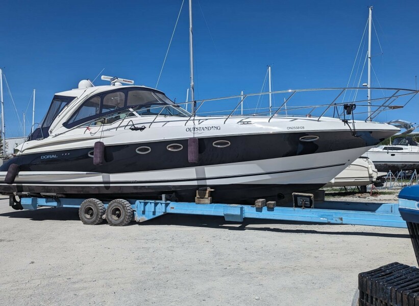 Photo of 2007 Doral 45'