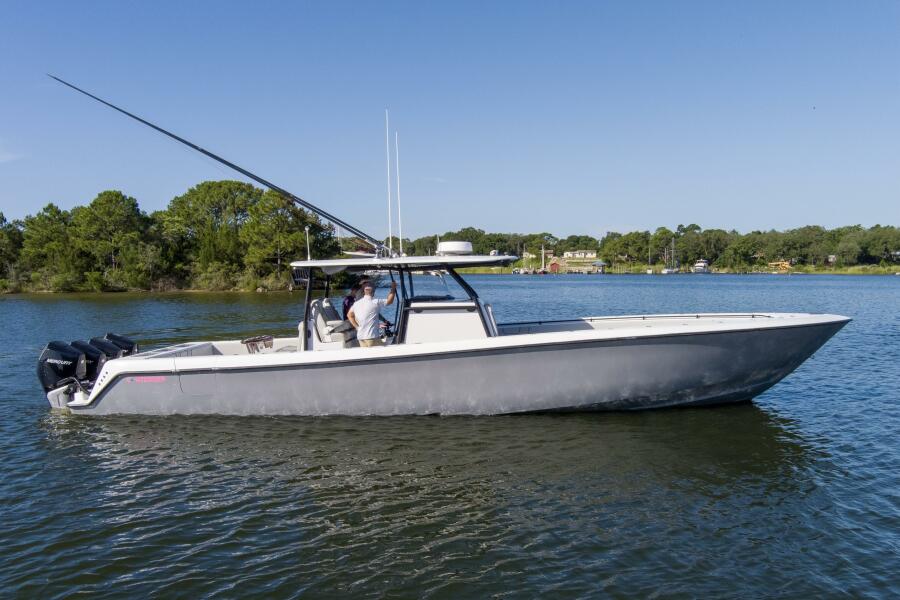 Photo of 2022 Contender 44'