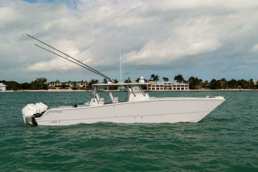 2022 42' Freeman 42LR photo