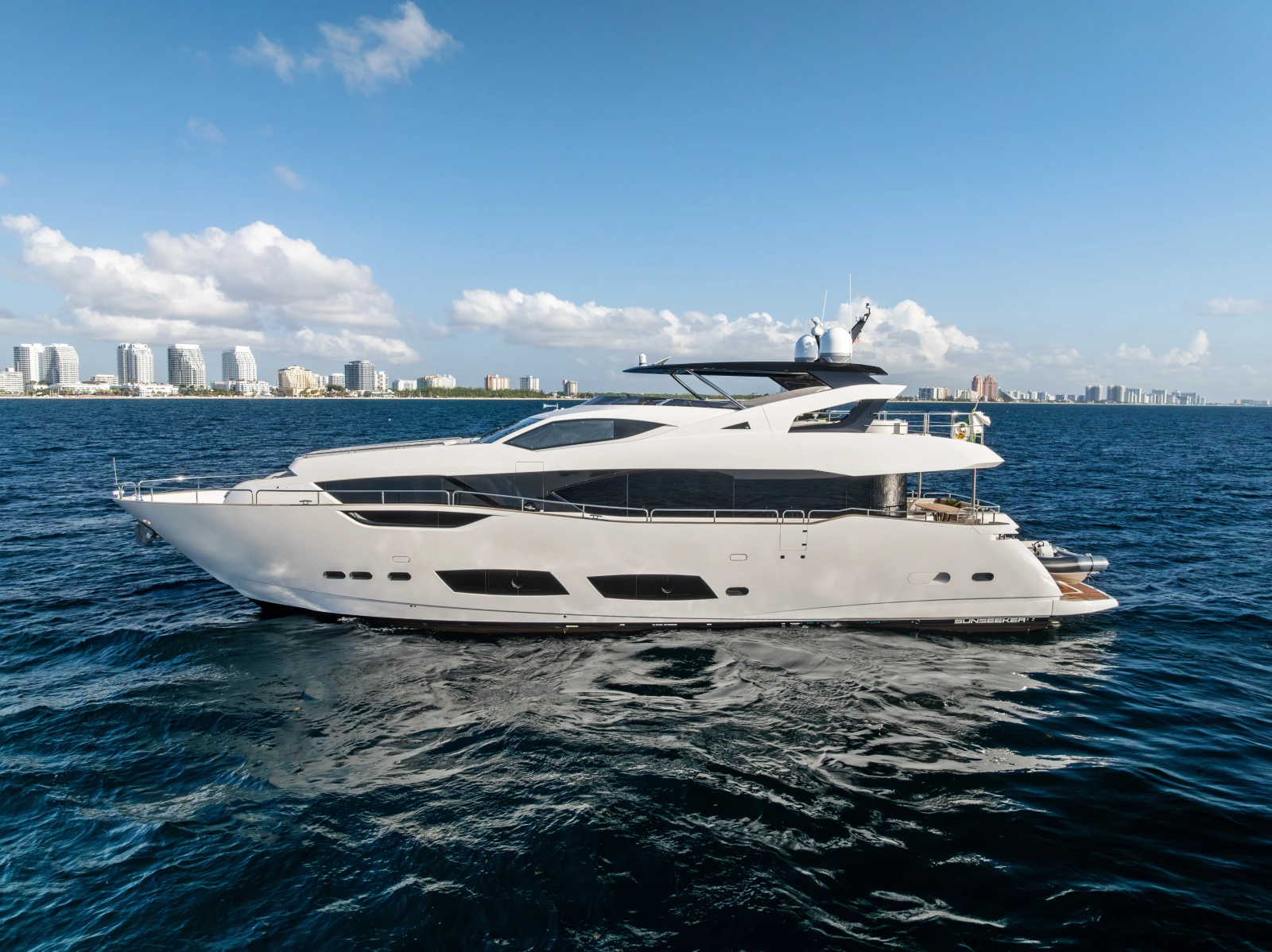 Interim 2002 Sunseeker 75 ft for sale in Fort Lauderdale, FL by