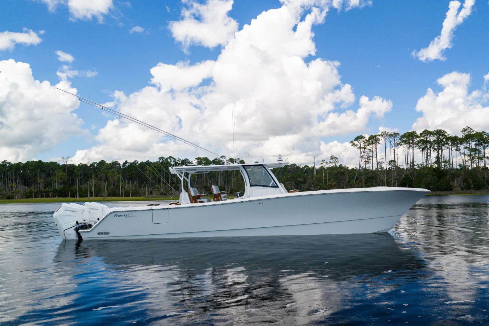 2025 43' Front Runner Catamaran photo