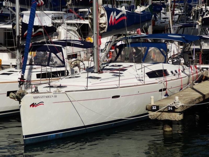 photo of 54' Beneteau Oceanis 54 2011