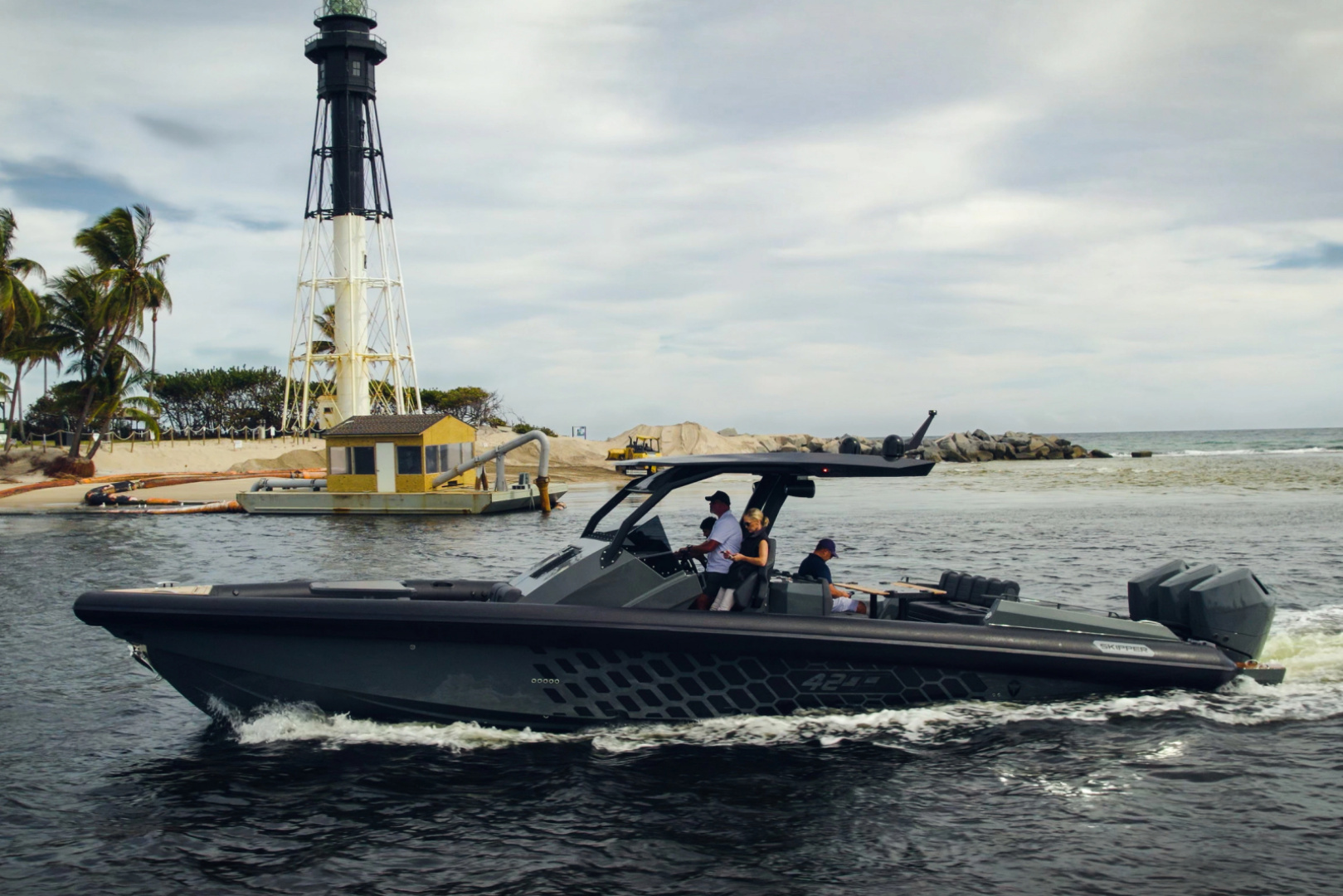 2024 42' Skipper photo
