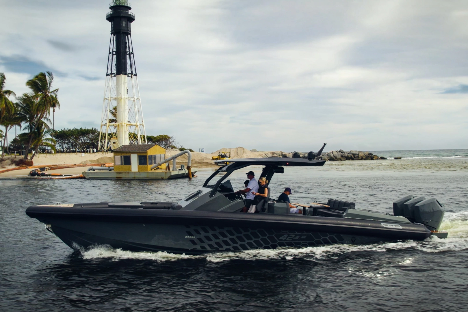 2024 42' Skipper photo