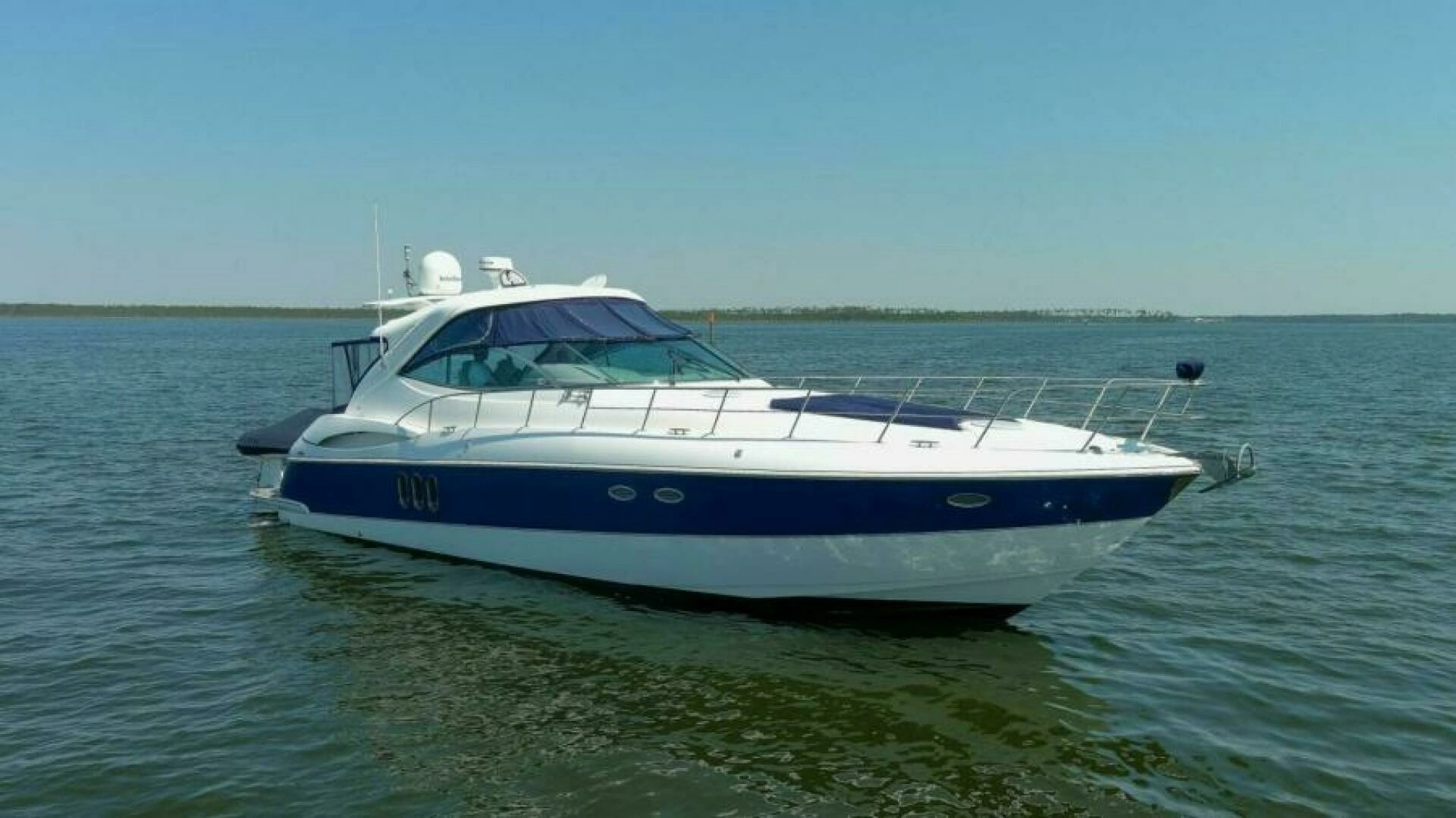 2005 50' Cruisers Yachts photo