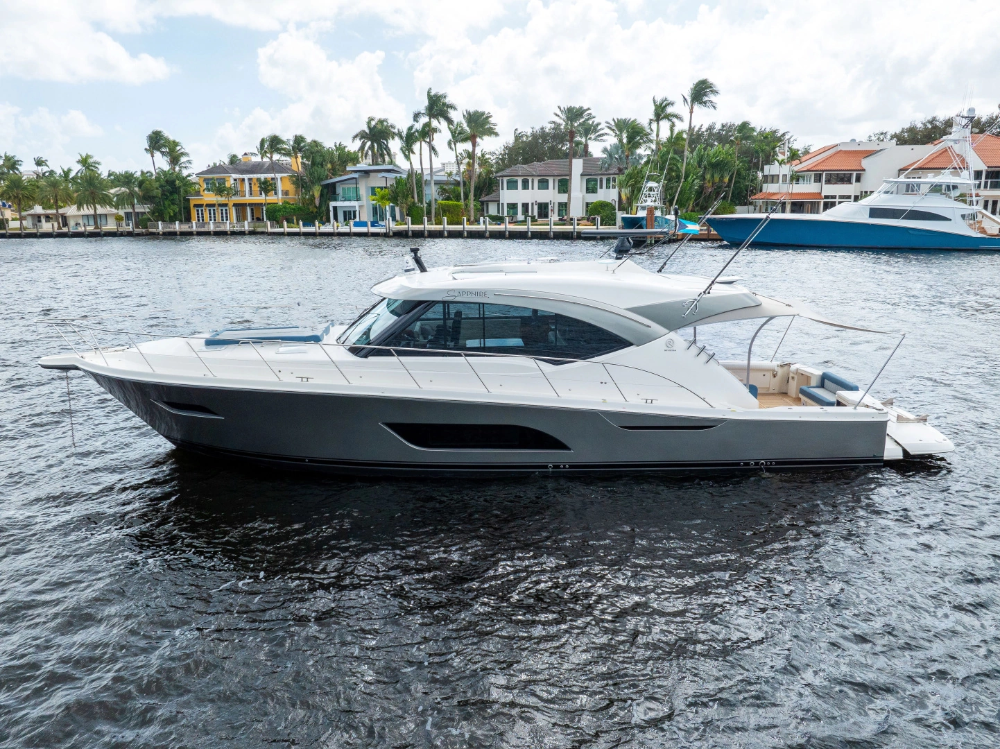 2022 57' Riviera photo