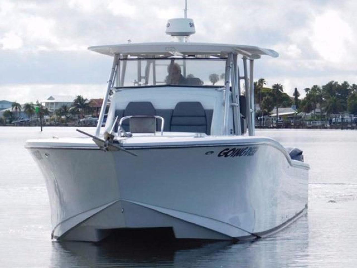 Millennia Catamaran Center Console S F 2009 For Sale in Madeira Beach