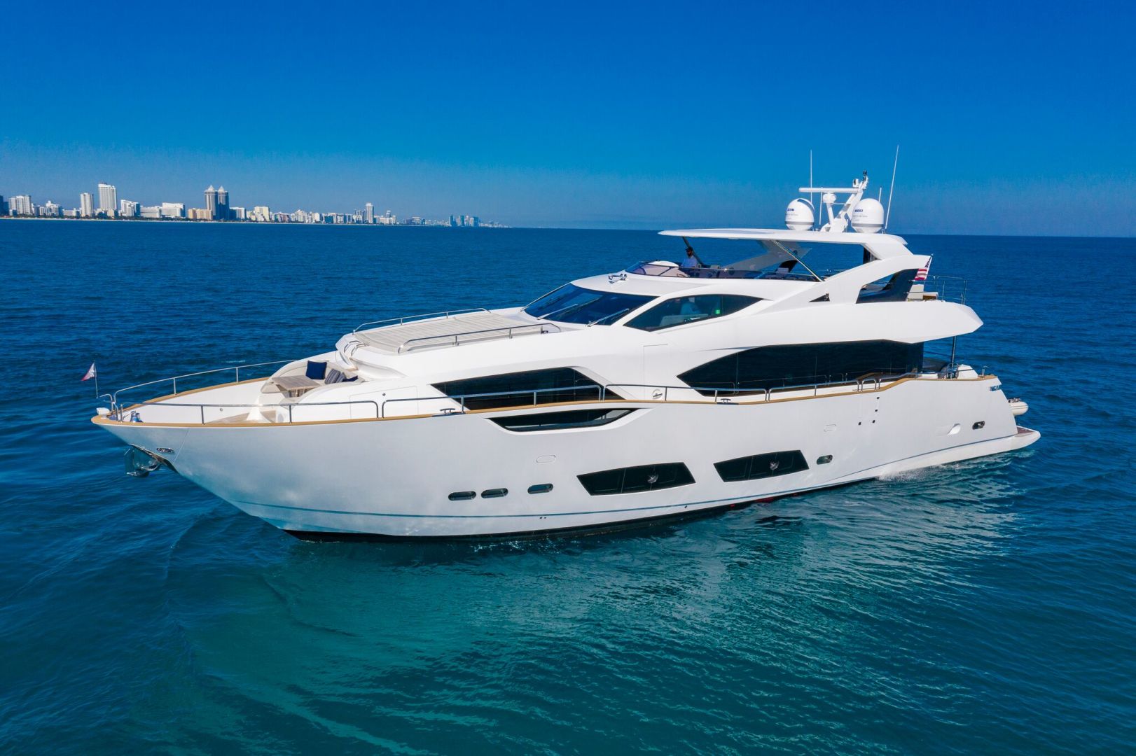 2018 Sunseeker 95ft 95 Yacht PERSISTENCE Yacht For Sale 2018 Sunseeker 95ft 95 Yacht PERSISTENCE Yacht For Sale