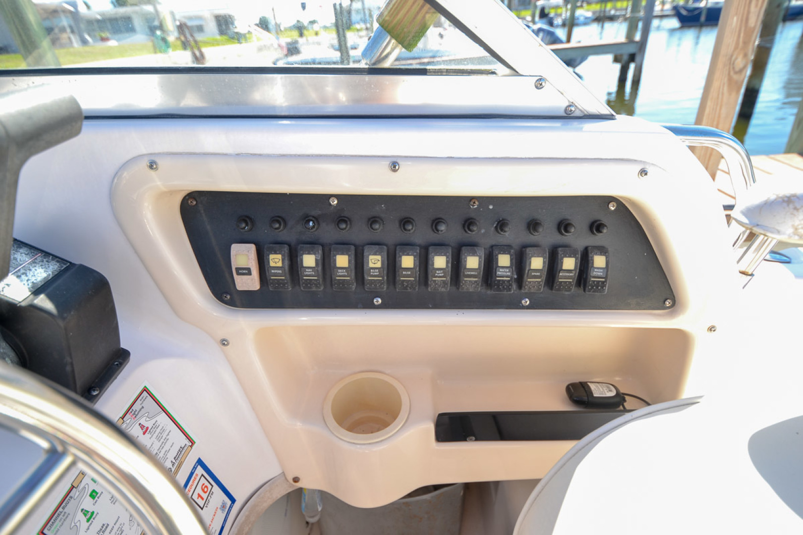 24' 2002 GradyWhite 248 Voyager Tampa Yacht Sales