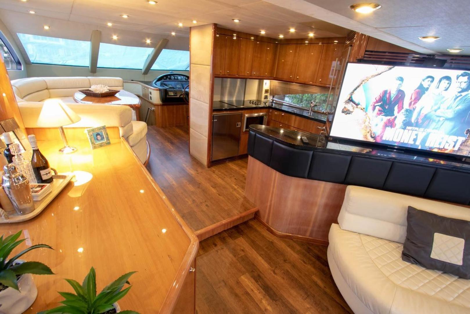 75 2005 Sunseeker Flybridge Tampa Yacht Sales