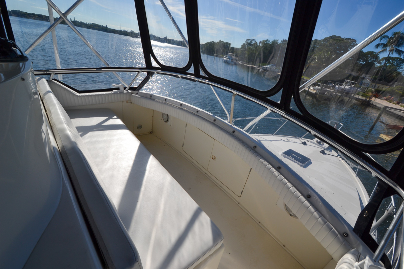 43' 1989 bertram 43 convertible tampa yacht sales