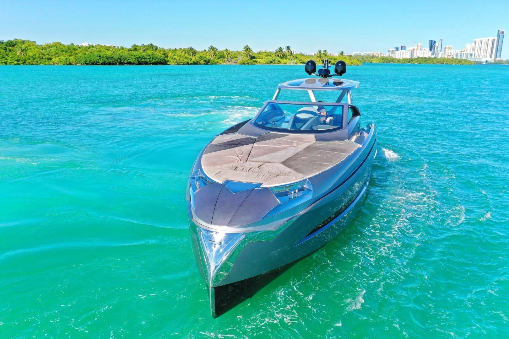 Tecnomar 55 - Exterior Profile