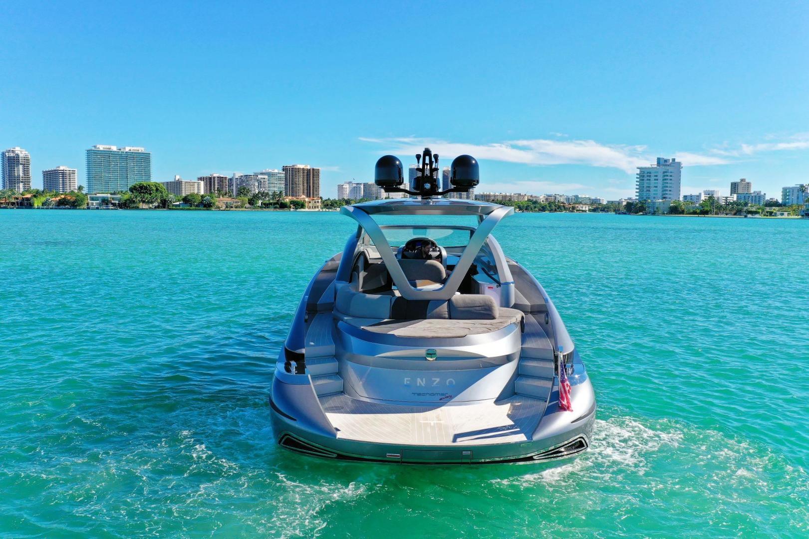 Tecnomar 55 - Exterior Profile