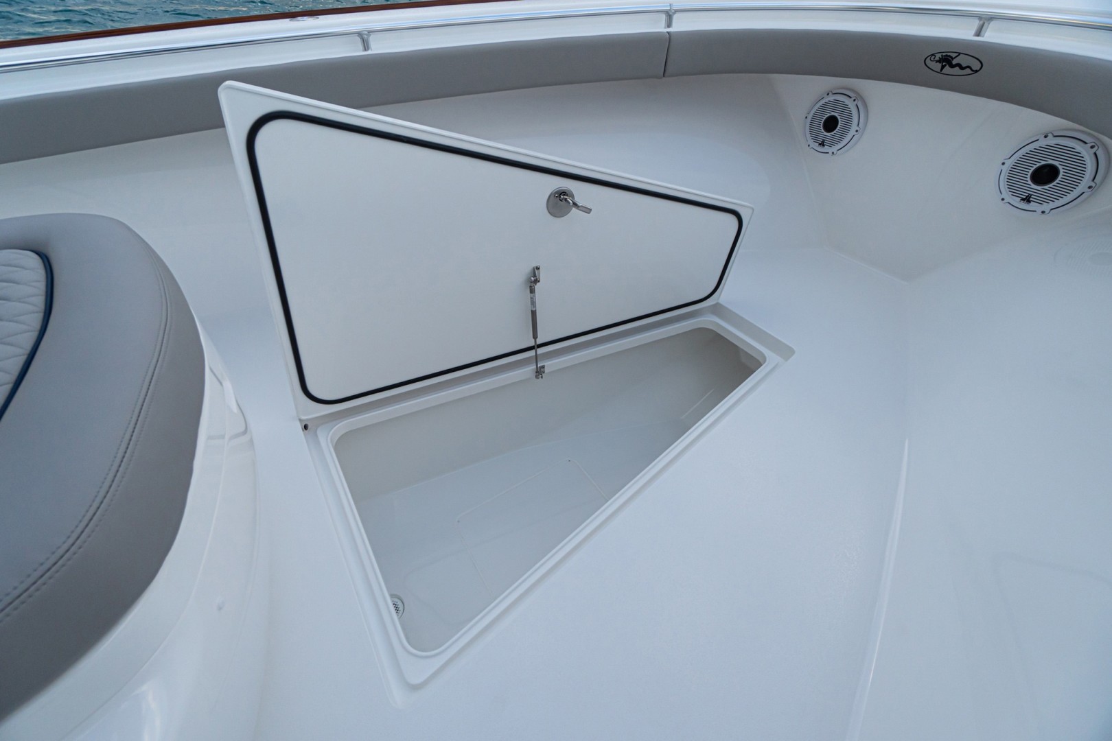 Valhalla 33 - Forward Storage