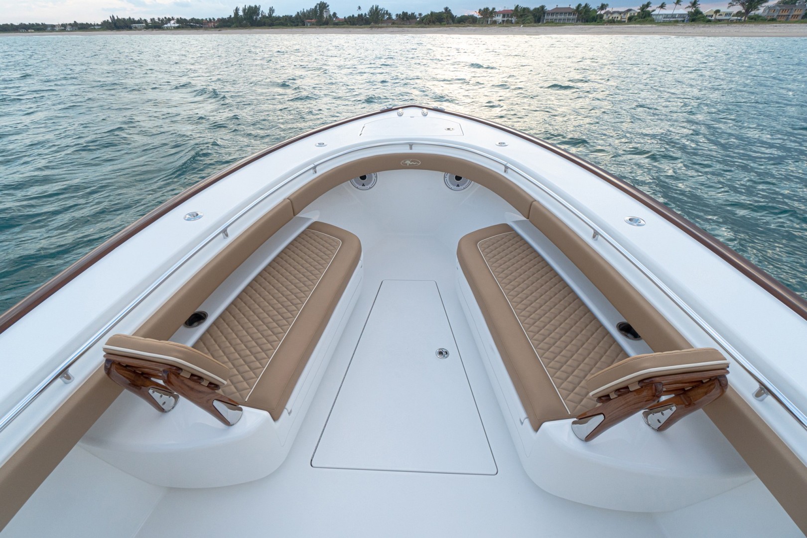 Valhalla 37 - Forward Seating