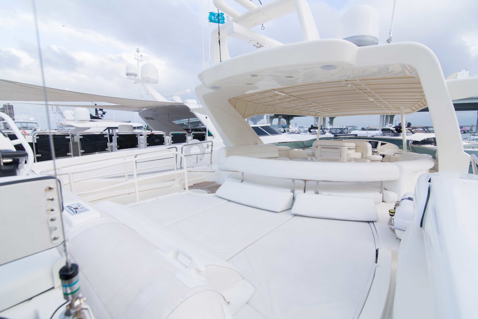 Flybridge