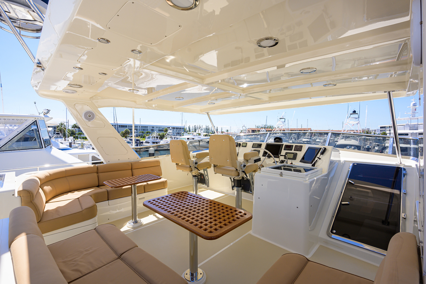 Flybridge Helm