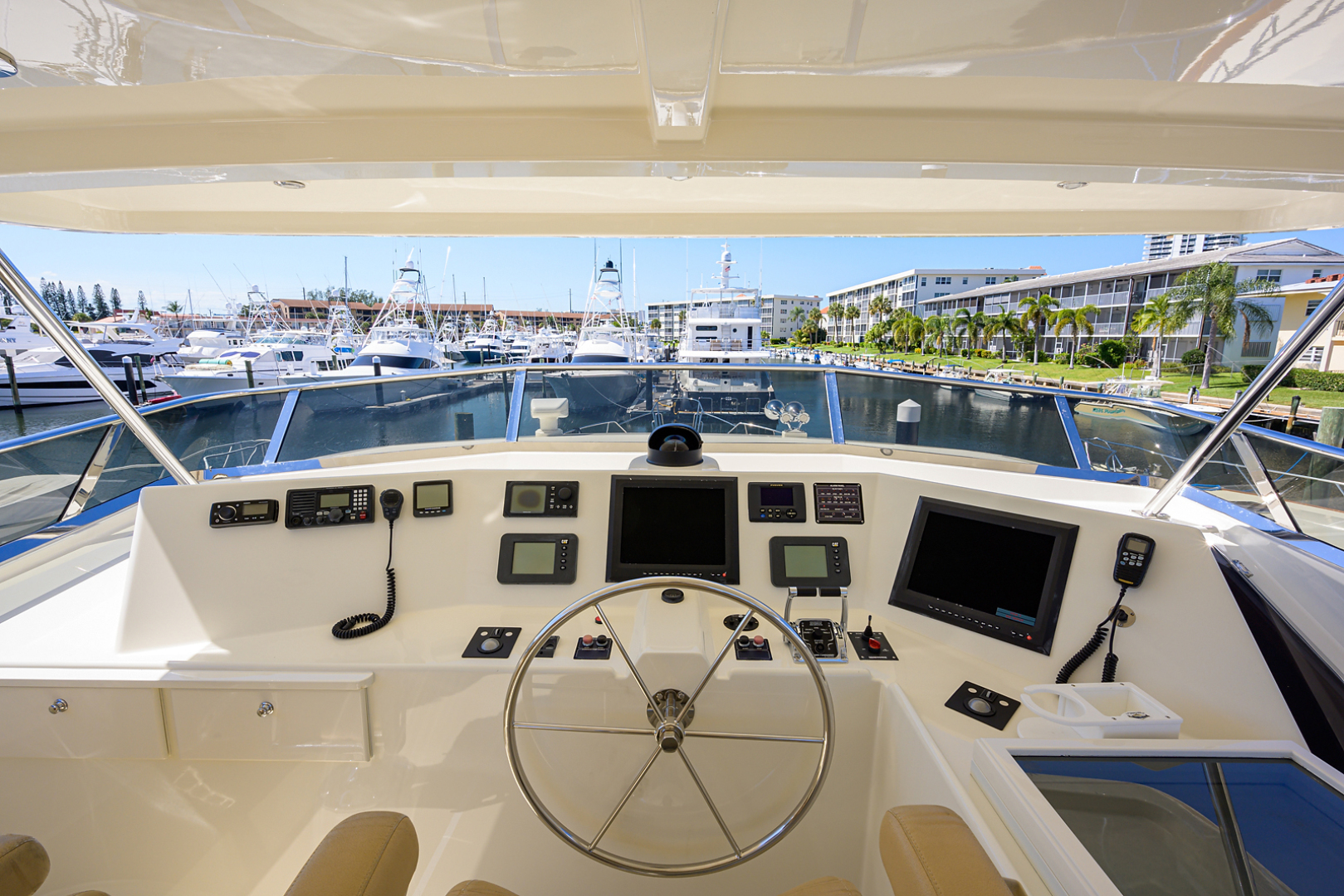 Flybridge Helm