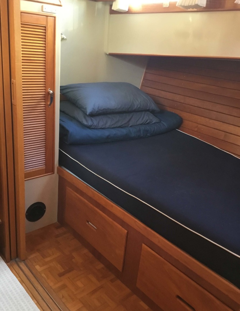 grand banks furniture on 36 Grand Banks 36 Europa 1992 Seattle Yachts