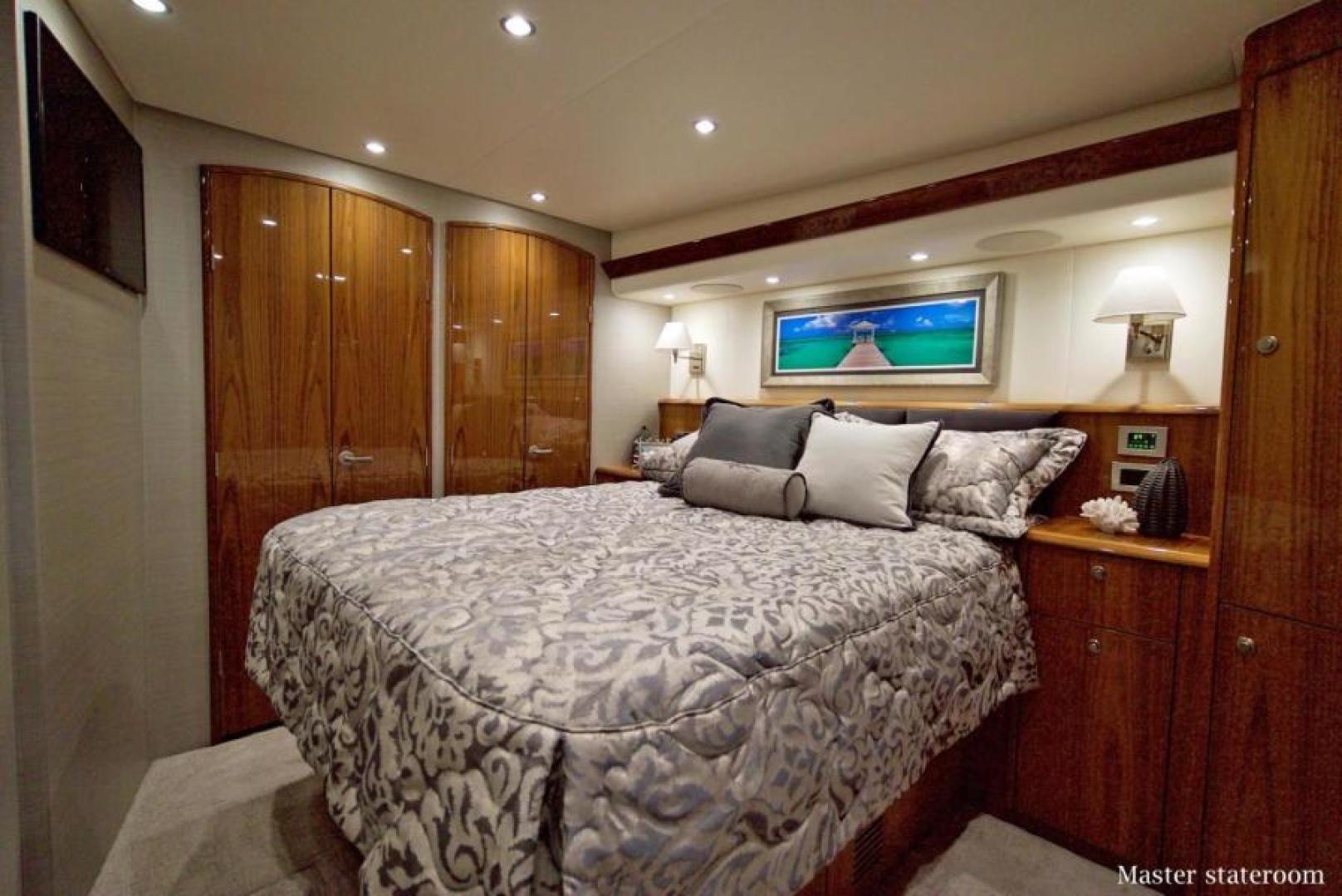 Viking 58 - Master Stateroom