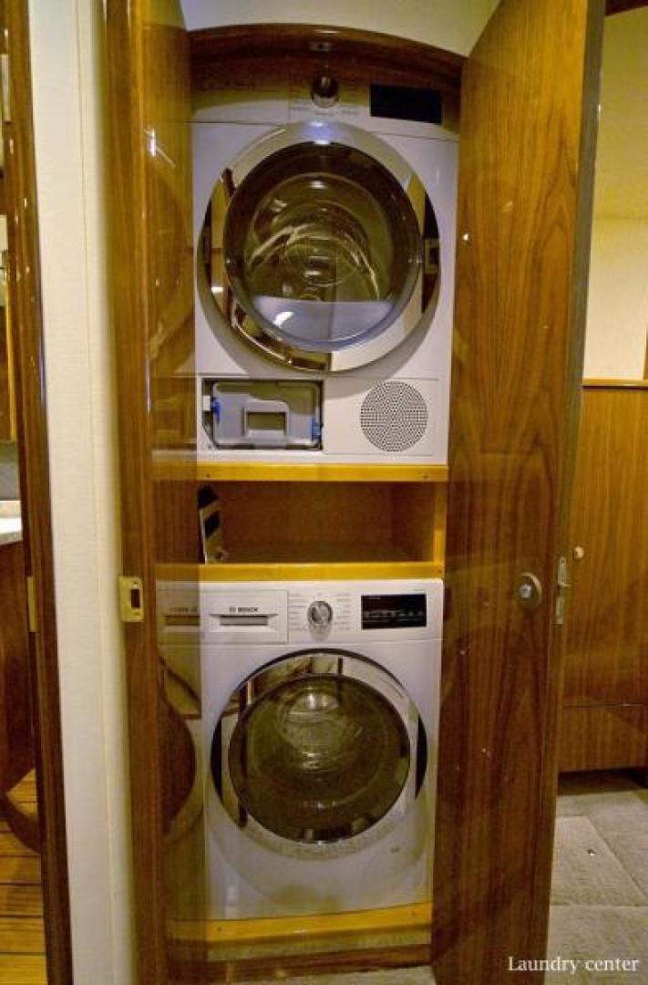 Viking 58 - Laundry Center