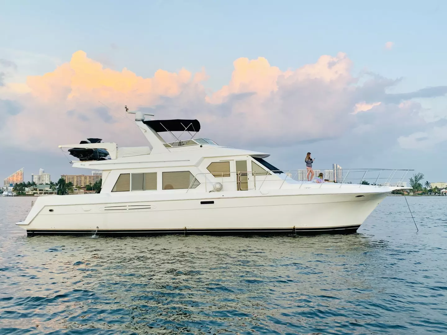 2003 57' Navigator photo