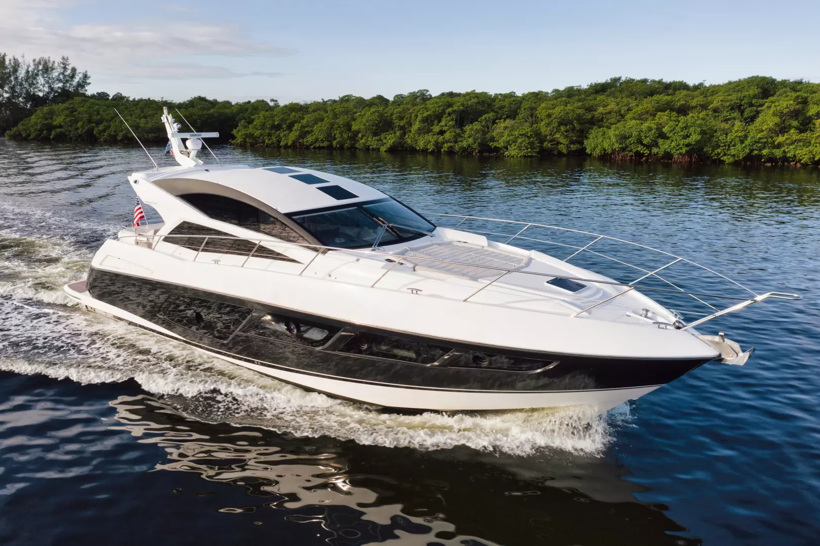2017 57' Sunseeker photo
