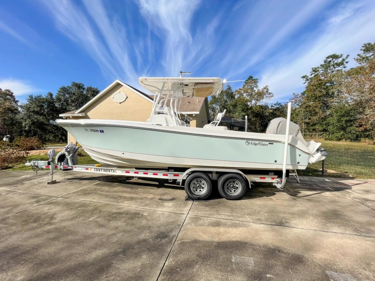 24' 2017 Edgewater 245 cc Tampa Yacht Sales