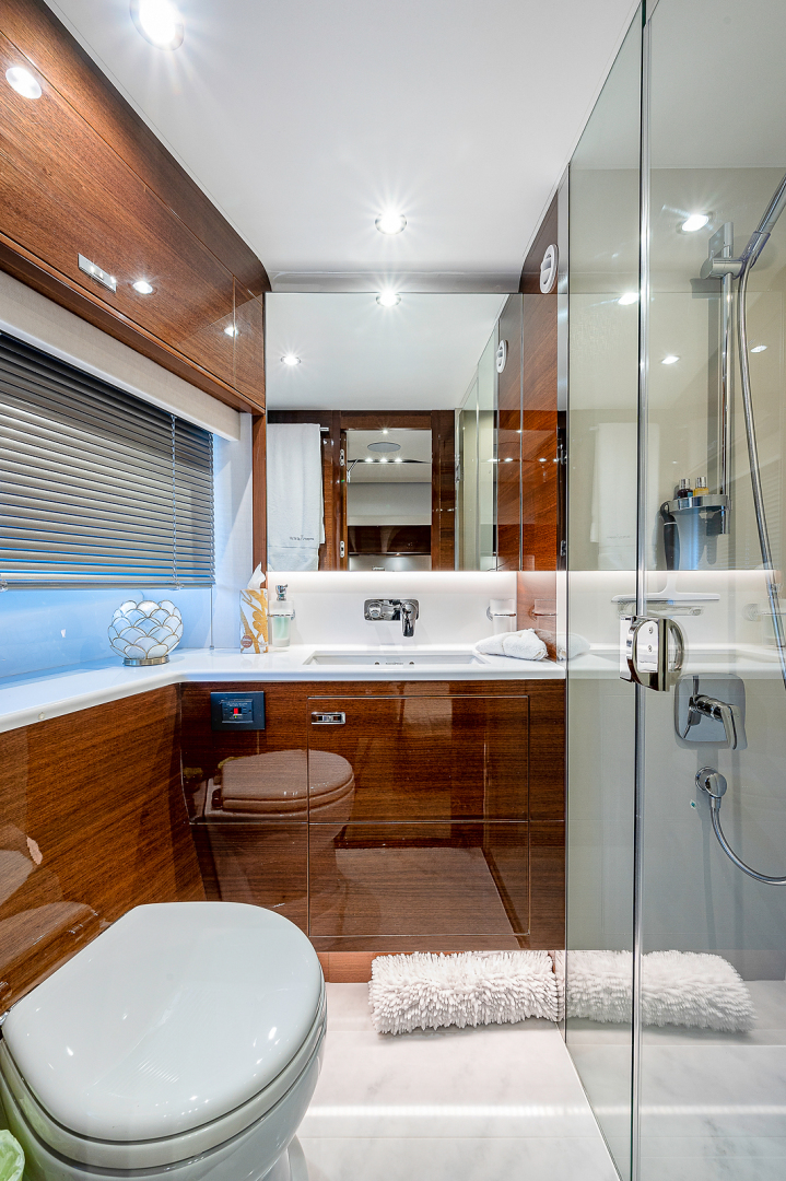 Port Guest Stateroom Head